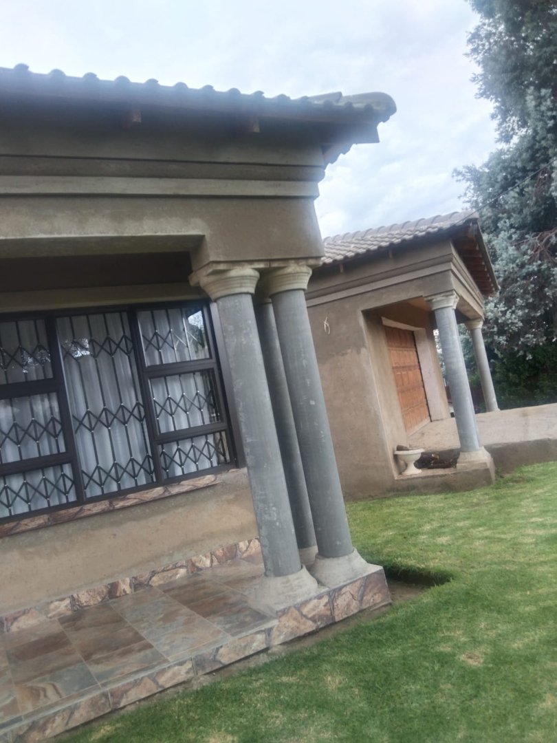 5 Bedroom Property for Sale in Kestell Free State